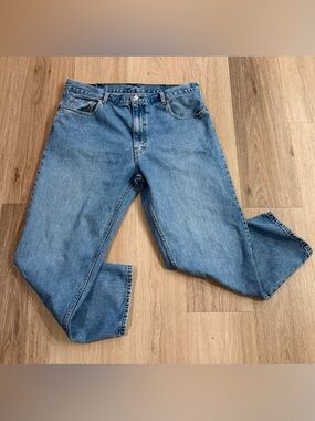 Levi Strauss and Co. 550 Relaxed Fit Light Blue Men's Jeans size 38x30